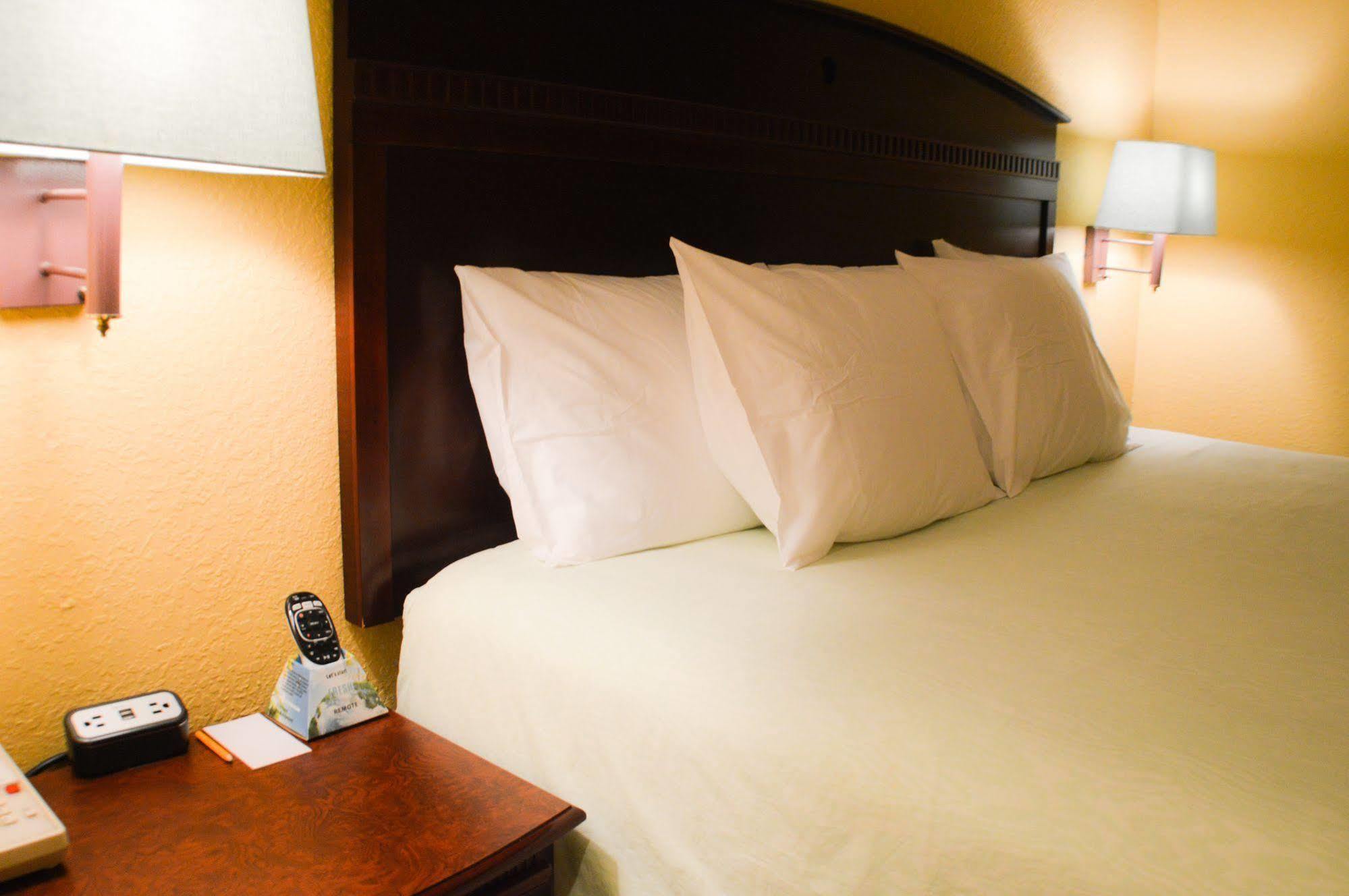 Magnolia Inn And Suites エクステリア 写真